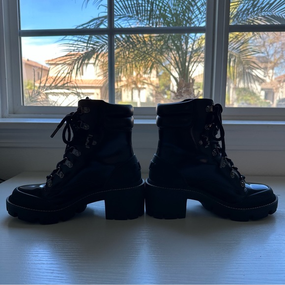 Tory Burch Lug Boot Black Women's - Picture 13 of 15